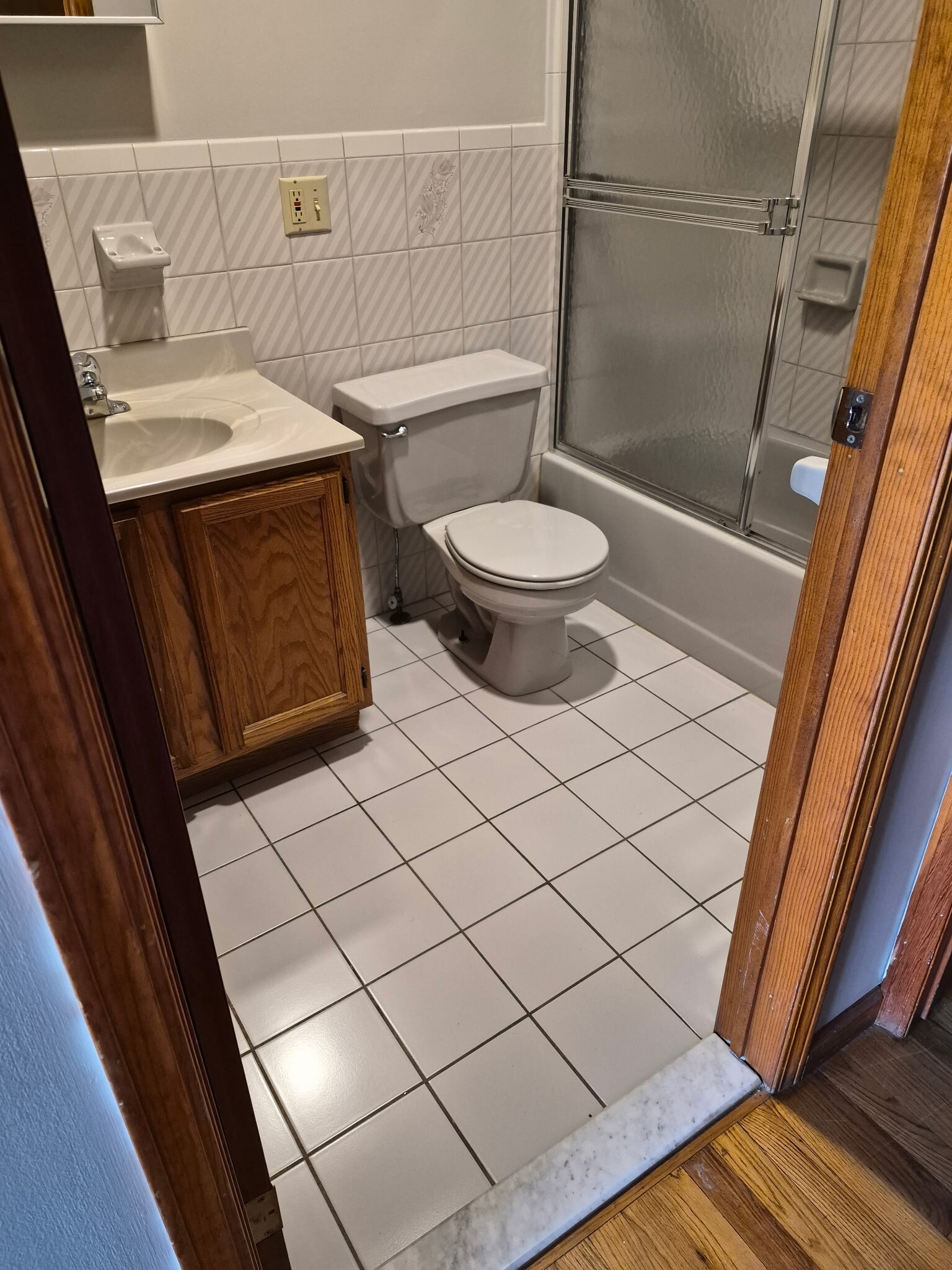 Building Photo - 16 Marne St