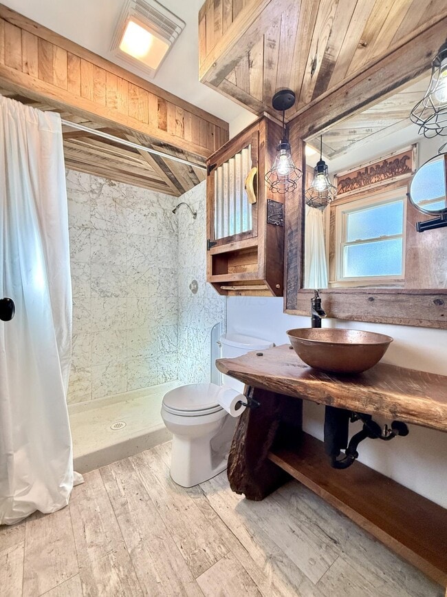 Building Photo - 10695 Lockbourne Eastern Rd