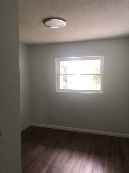 Building Photo - 1071 Blake St