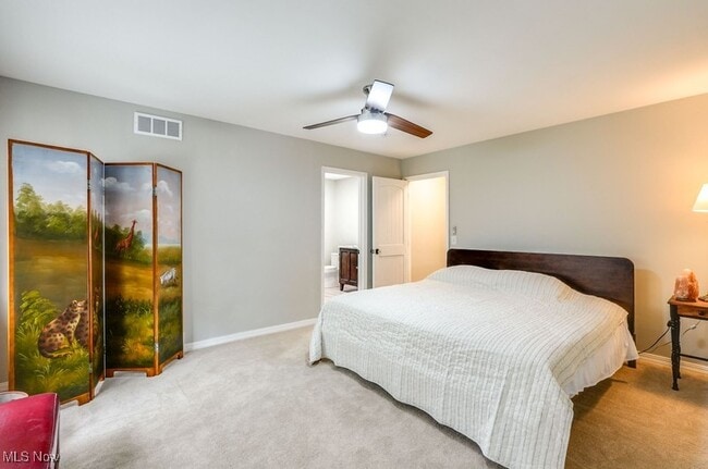 Building Photo - 896 Cliffside Dr