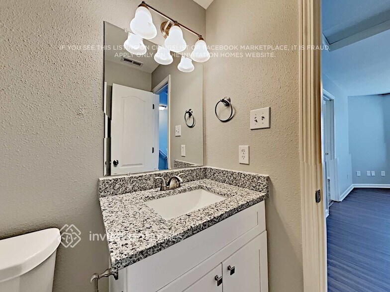 Building Photo - 350 Morning Dew Dr