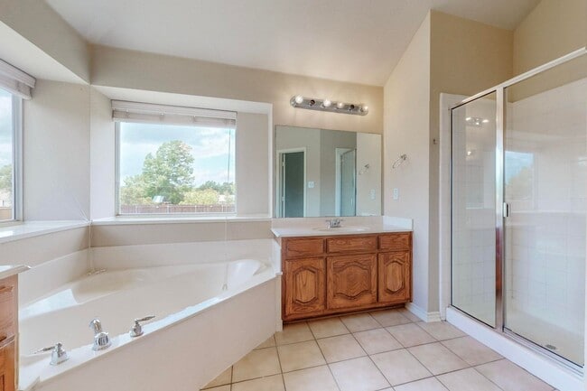 Building Photo - **Now pre-leasing, available to view early...