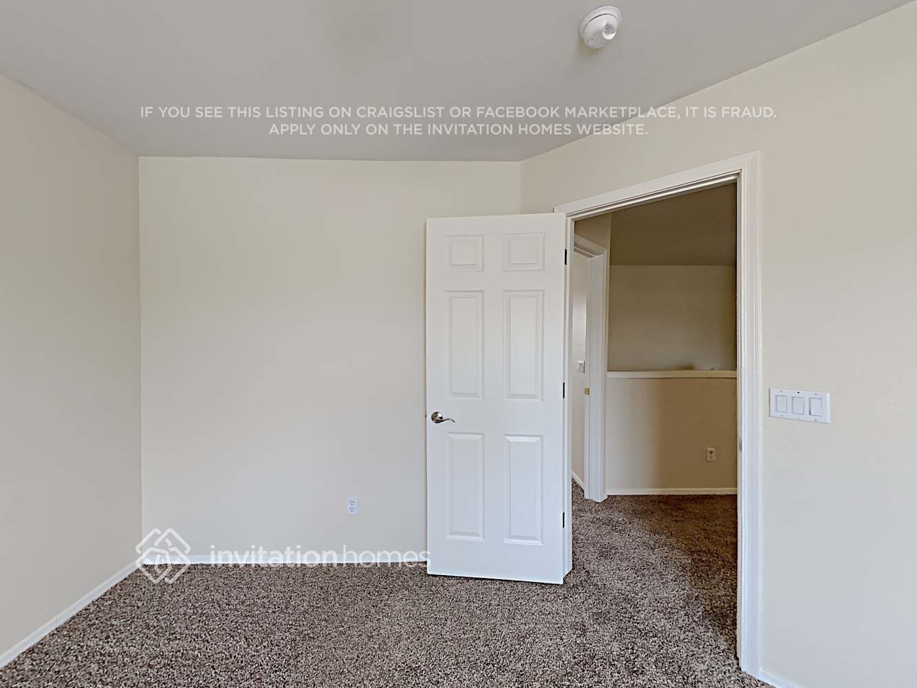 Building Photo - 6782 W Rowel Rd