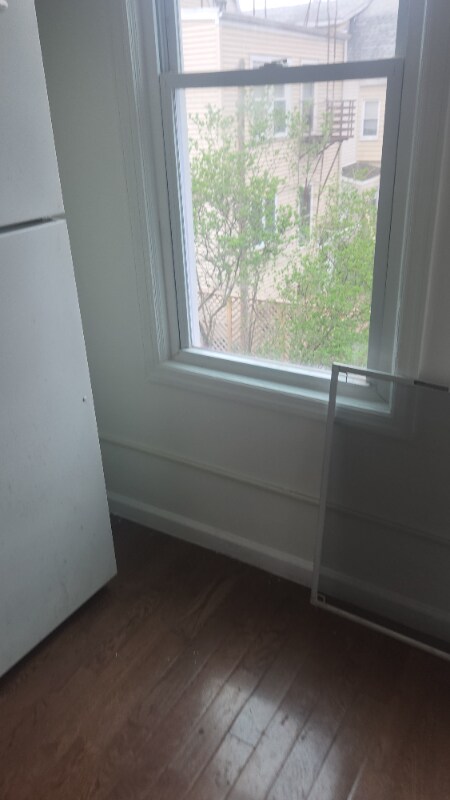 Building Photo - 157 Myrtle Ave
