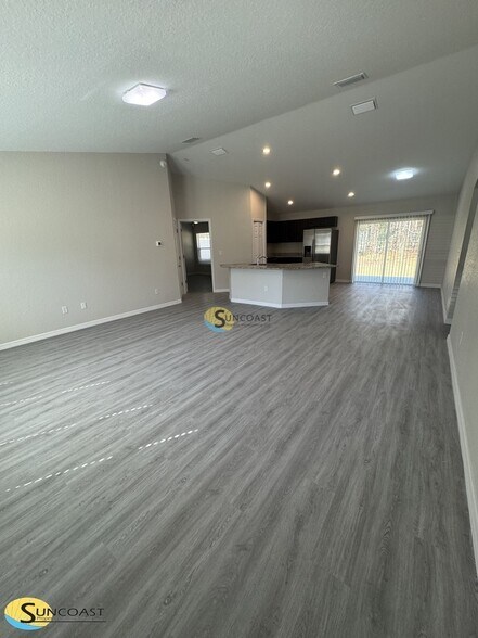 Building Photo - 2578 SW 155th Ln