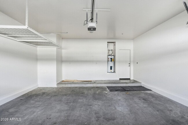 Building Photo - 4757 E Waterman St