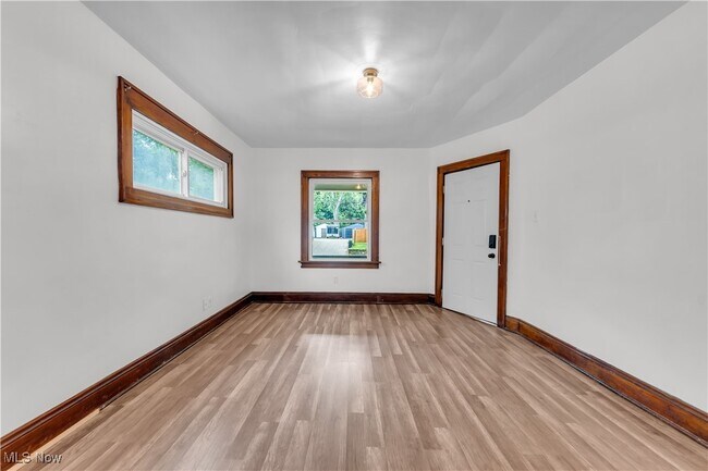 Building Photo - 508 Hammel St