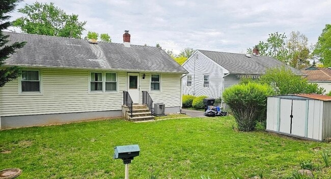 Building Photo - 427 Valentine St