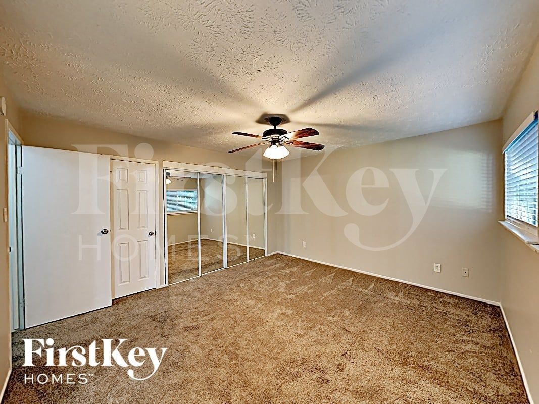 Building Photo - 3311 Birch Creek Dr