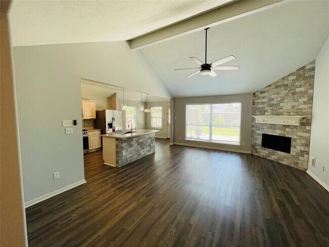Building Photo - 4906 Lake Wichita Ln