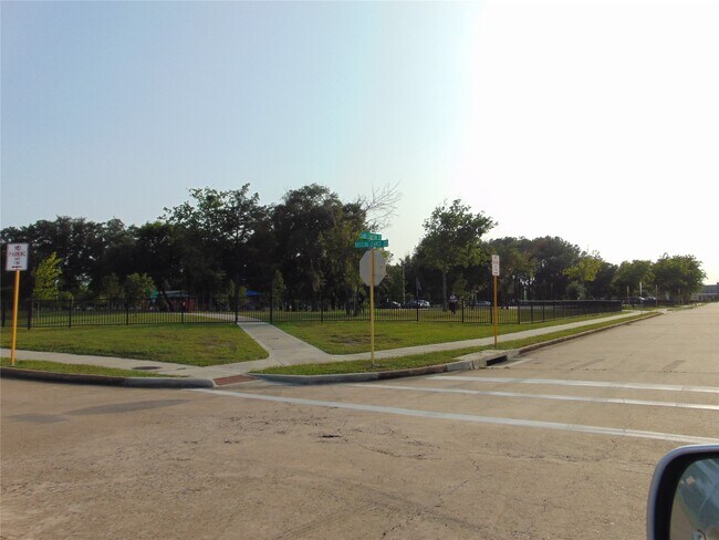 Building Photo - 8603 Rustling Leaves Dr