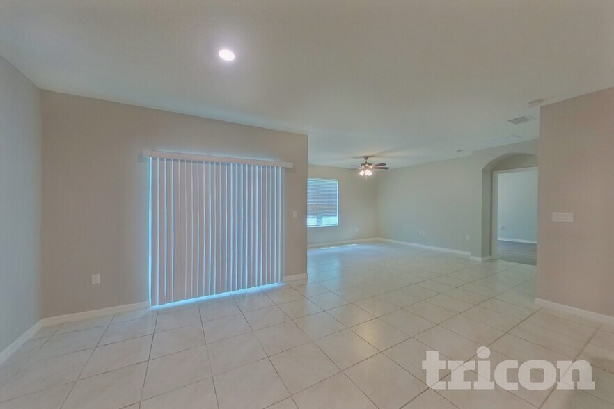 Building Photo - 3669 Crimson Clover Dr