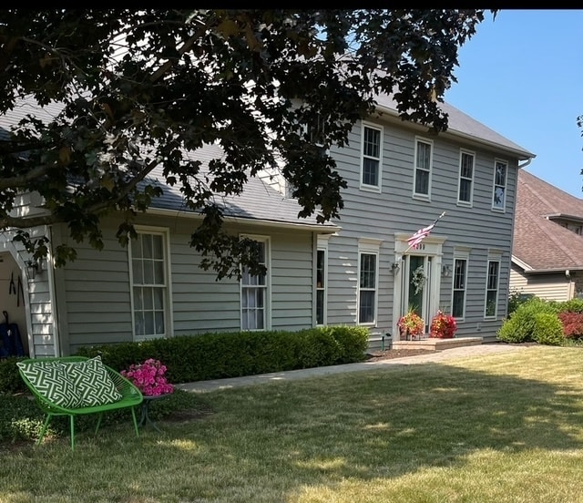 Primary Photo - 1099 W Jefferson Ave