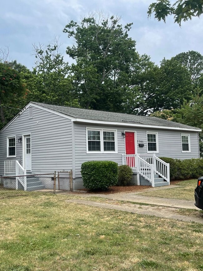 Building Photo - 7701 Roanoke Ave