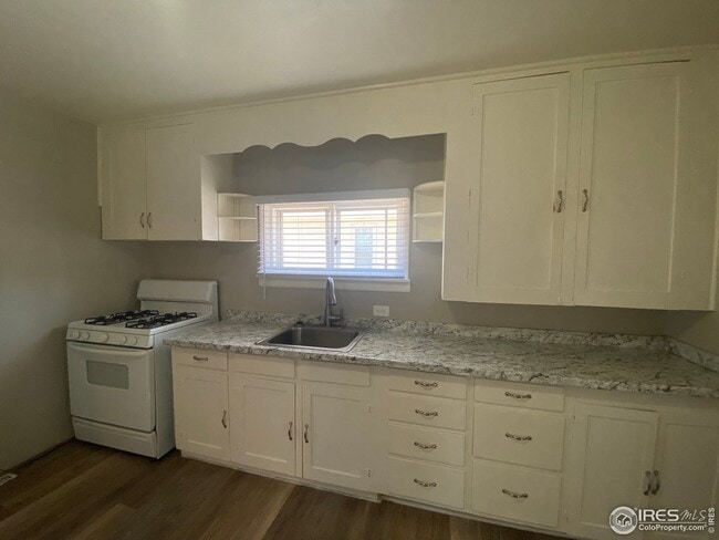Building Photo - Cozy 1 bedroom - Available NOW!