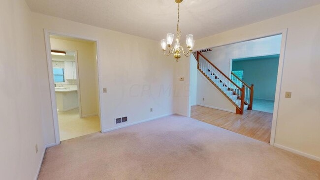 Building Photo - 6498 Ringsend Ct