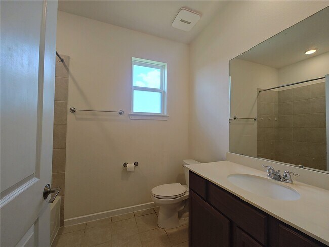 Building Photo - 7802 Winter Hawk Cir