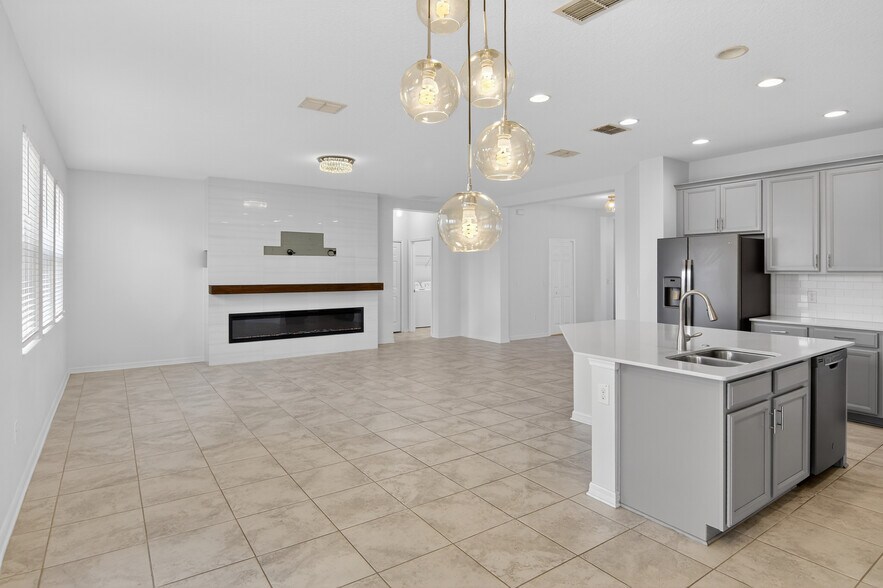 Building Photo - 3649 Vega Creek Dr