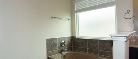 Building Photo - 206 Sassafras St