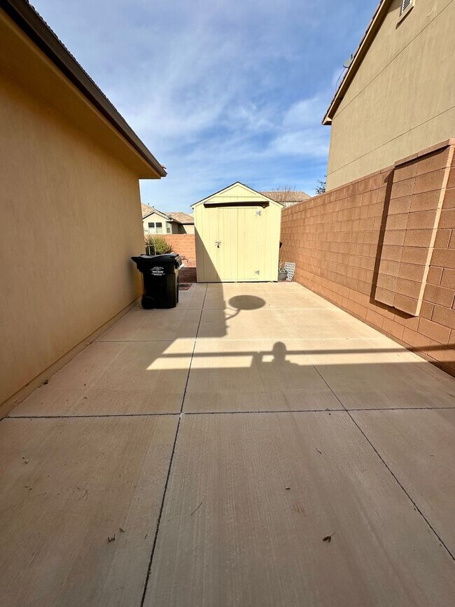 Building Photo - Short term lease! Beautiful Furnished St. George Home!!