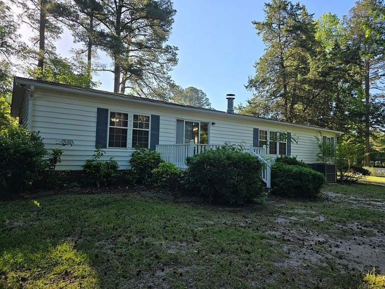 Building Photo - 140 Elsie Lamm Rd