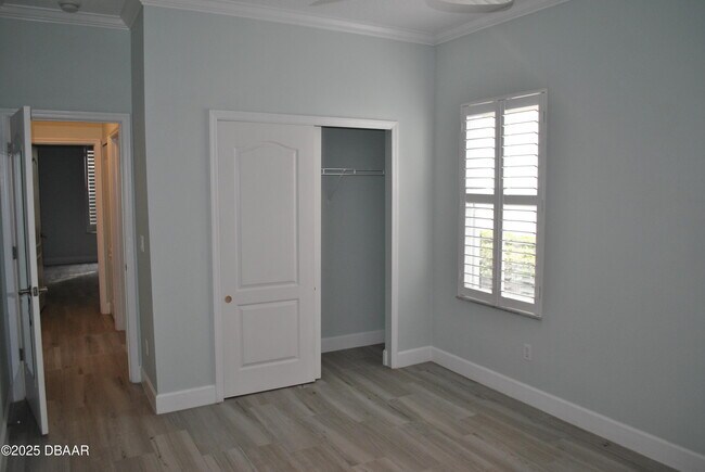 Building Photo - 128 Centennial Park Dr