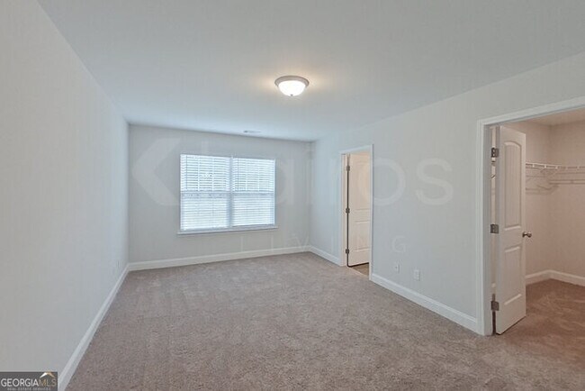 Building Photo - 106 Western Red Cedar Dr