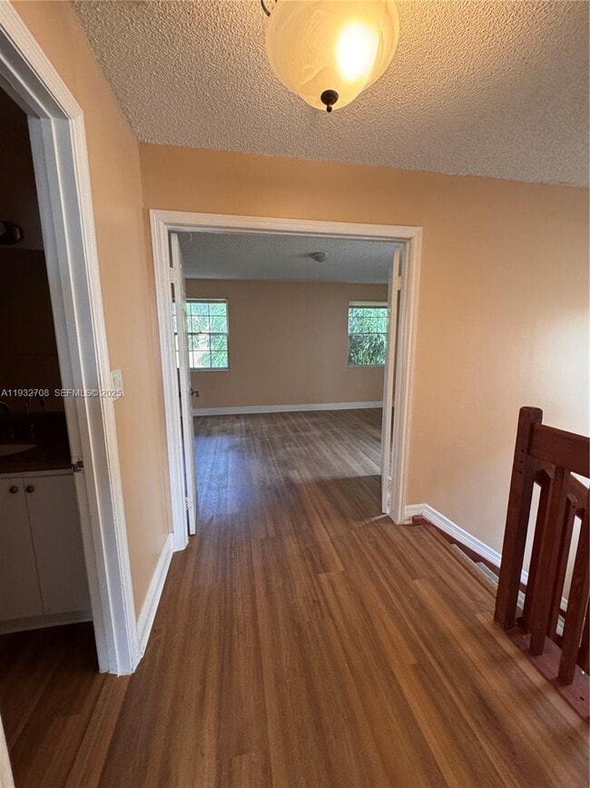 Building Photo - 3410 Java Plum Ave