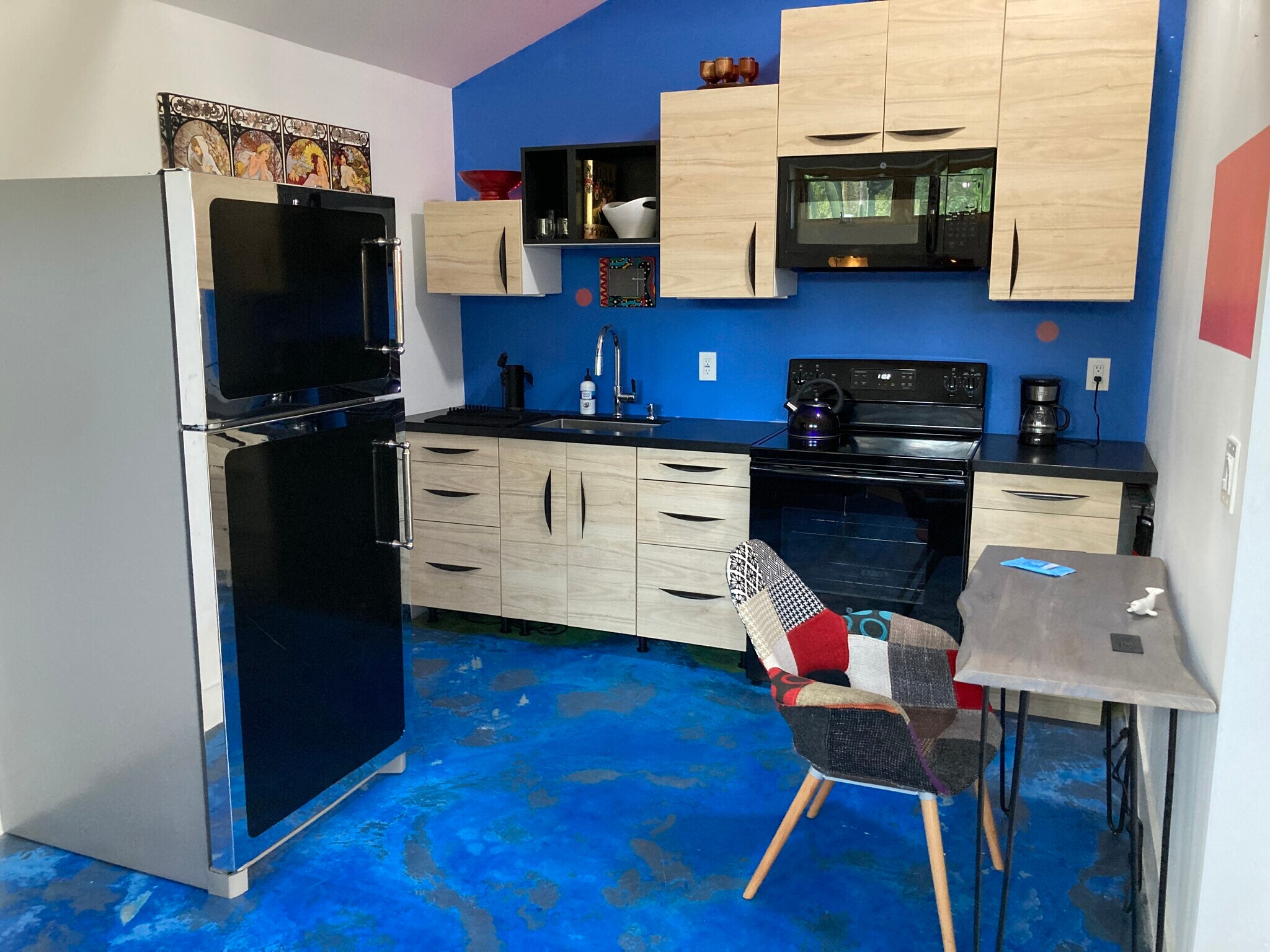 Building Photo - 3649 Grand View Blvd