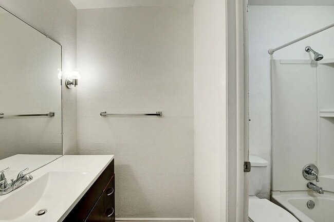 Floorplan - 10444 E 14th Ave