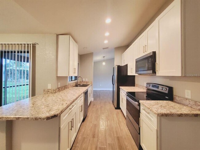 Building Photo - 7432 Canvasback Dr