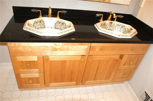 Building Photo - 6725 Ridge Moore Dr NW