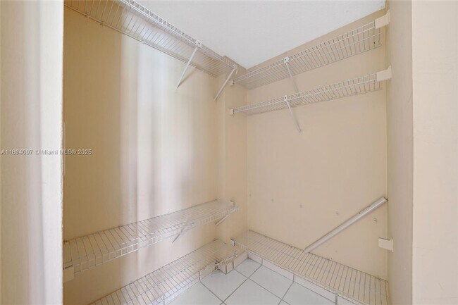 Building Photo - 5490 W 21st Ct