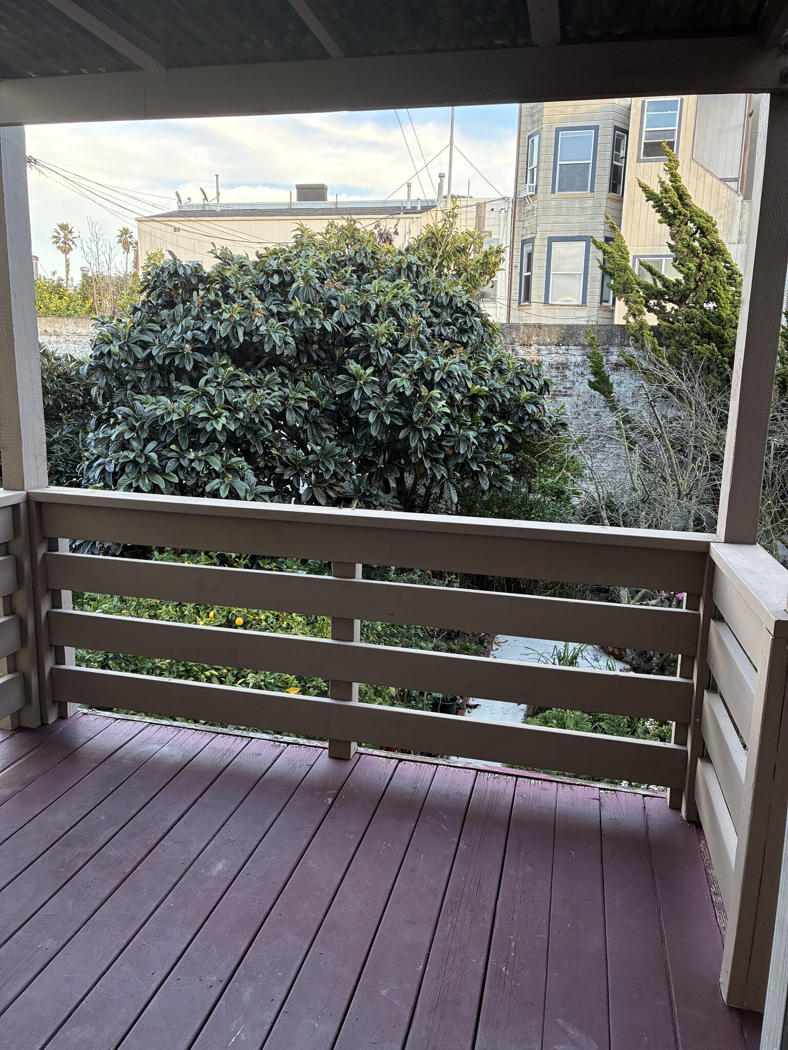 Building Photo - 79 Tiffany Ave