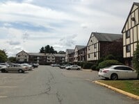 Building Photo - 59 Highland Glen Dr