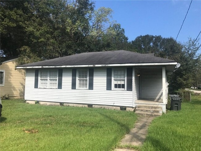 Primary Photo - 100 9th Ave
