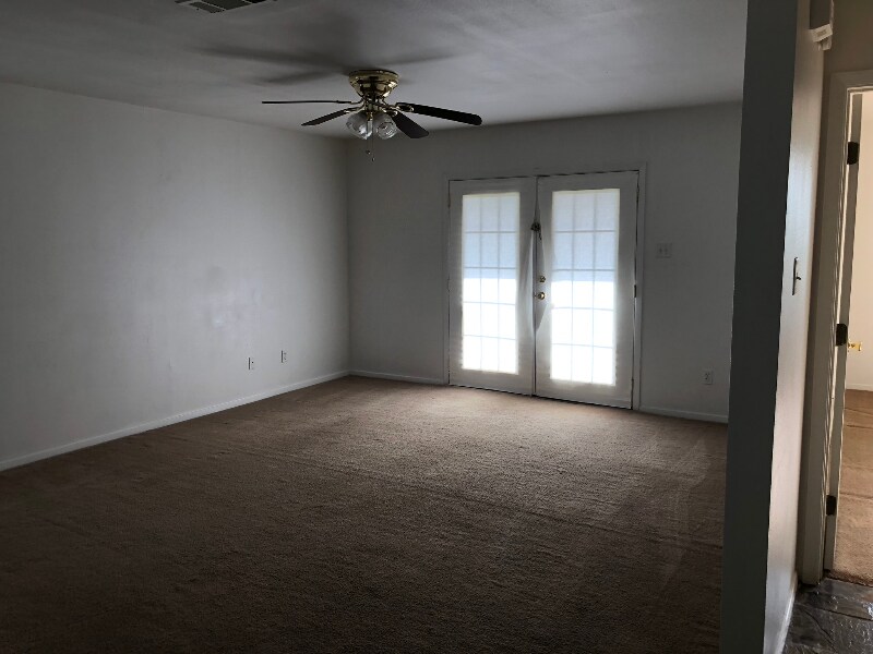 Building Photo - 4108 Johnson St