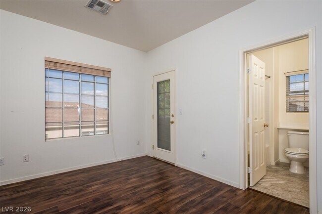 Building Photo - 227 Serenity Crest St