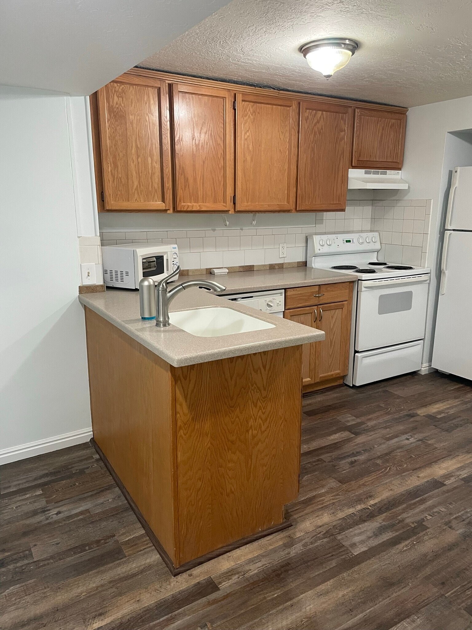 Building Photo - 1169 E 4020 S