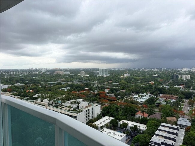 Building Photo - 2101 Brickell Ave