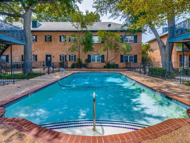 Building Photo - 6011 E University Blvd