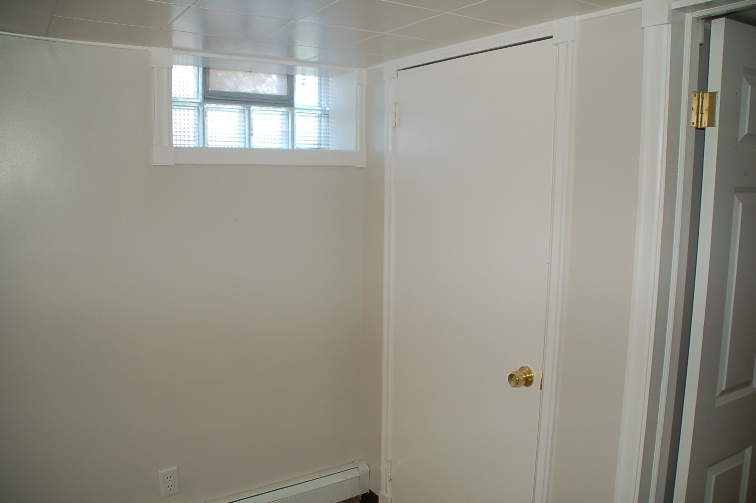 Lower-Level Bedroom - 2301 Pierce St NE