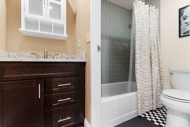 Building Photo - 133 Commander Shea Blvd