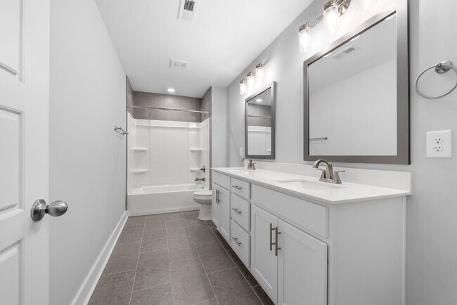 Building Photo - Beautiful 4 Bedroom, 2.5 Bath Home for Rent!