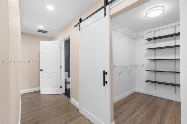 Building Photo - 7601 NW 82nd Terrace