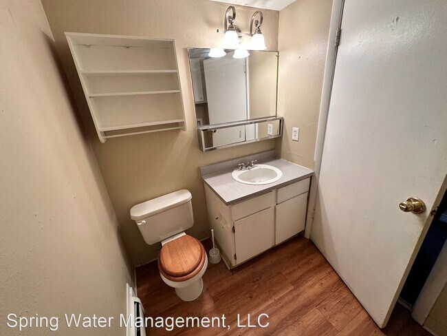 Building Photo - 3 br, 1.5 bath House - 4465 North Carefree...