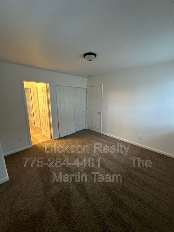 Building Photo - 3843 Dominus Dr