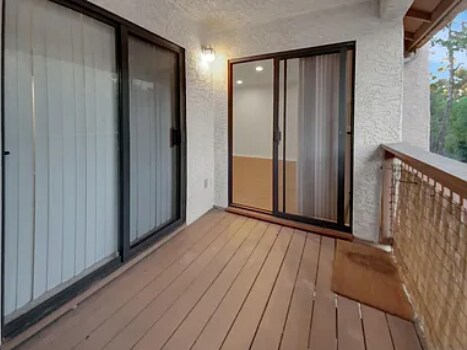 Building Photo - 12059 Alta Carmel Ct