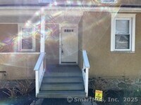 Building Photo - 10 Hill St