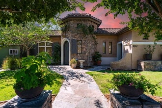Building Photo - Sophisticated Mediterranean Villa in Newpo...